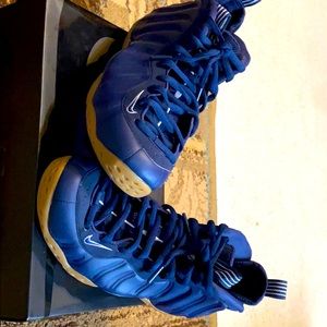 Midnight navy foamposits